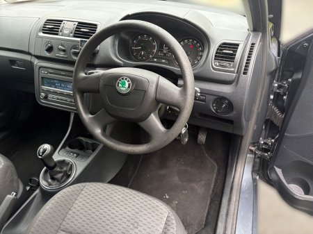 2011 Skoda Fabia - photo 6