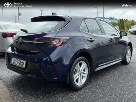2023 Toyota Corolla - photo 2