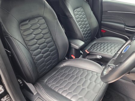 2020 Ford Fiesta - photo 17
