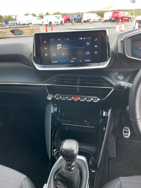 2023 Peugeot 2008 - photo 11