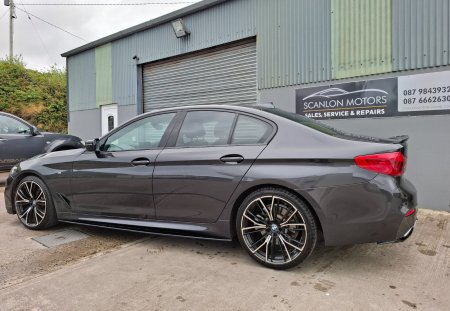 2020 BMW 5-Series - photo 2