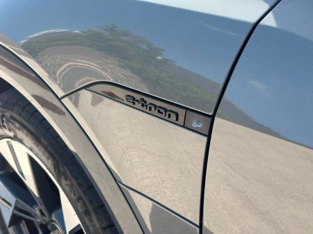 2023 Audi Q8 e-tron - photo 21