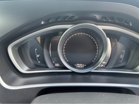 2018 Volvo V40 - photo 19