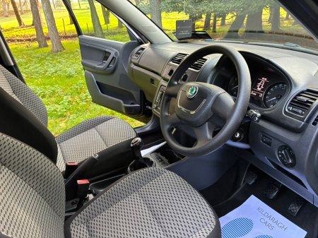 2011 Skoda Fabia - photo 19