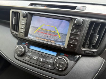 2016 Toyota RAV4 - photo 3