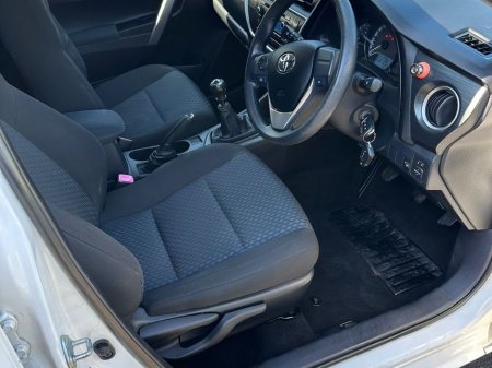 2013 Toyota Auris - photo 8