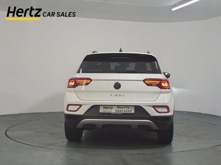 2024 Volkswagen T-Roc - photo 4