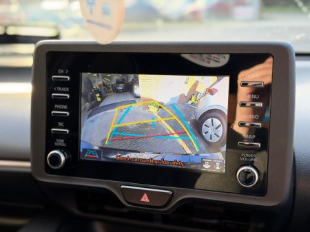 2022 Toyota Yaris - photo 13