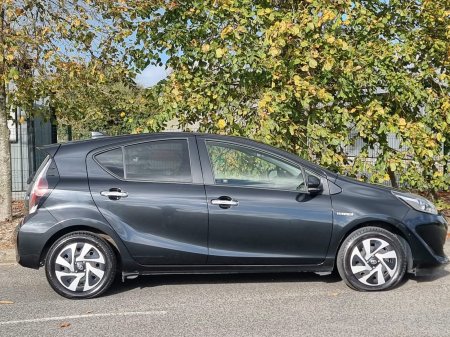 2020 Toyota Aqua - photo 5