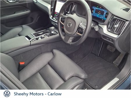 2025 Volvo V60 - photo 8