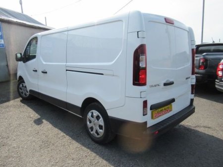 2023 Renault Trafic - photo 2