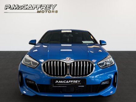 2023 BMW 1-Series - photo 2