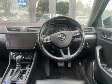 2019 Skoda Superb - photo 9