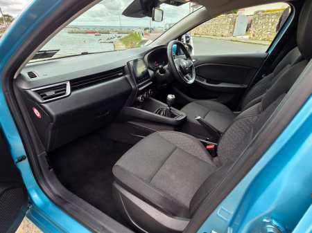 2022 Renault Clio - photo 17