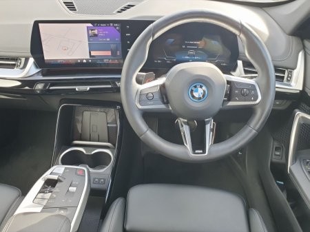 2025 BMW iX1 - photo 5