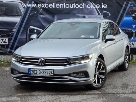 2020 Volkswagen Passat - photo 2