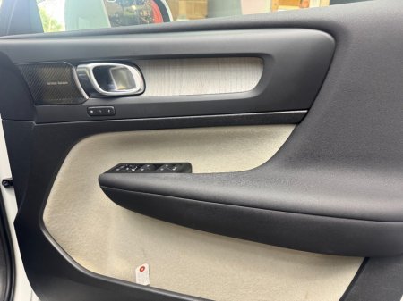 2022 Volvo XC40 - photo 15