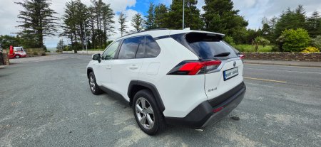 2019 Toyota RAV4 - photo 4