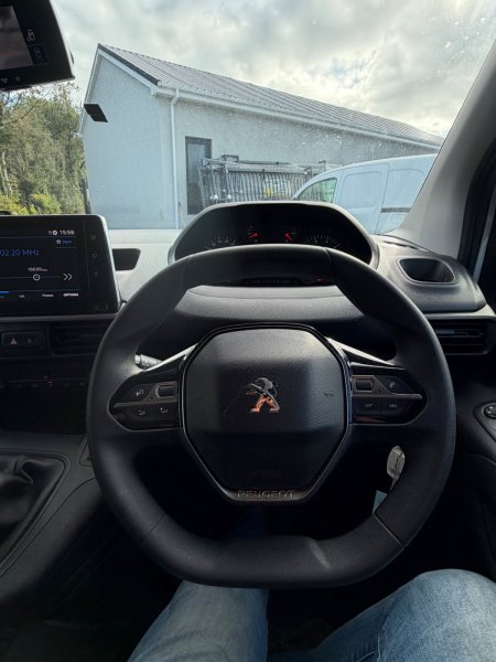 2021 Peugeot Partner - photo 15