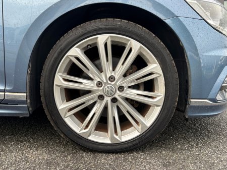 2016 Volkswagen Passat - photo 5