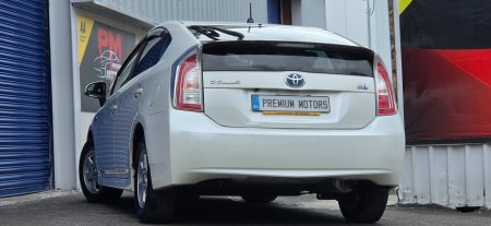 2014 Toyota Prius - photo 4