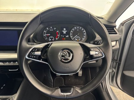 2022 Skoda Octavia - photo 13