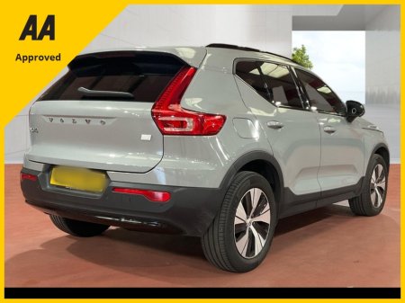 2023 Volvo XC40 - photo 4
