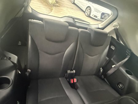 2017 Toyota Prius - photo 15
