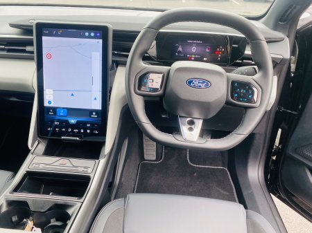 2026 Ford Capri - photo 12