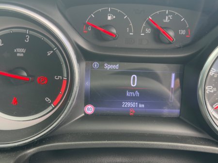2017 Vauxhall Insignia - photo 20