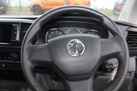 2022 Vauxhall Vivaro - photo 14