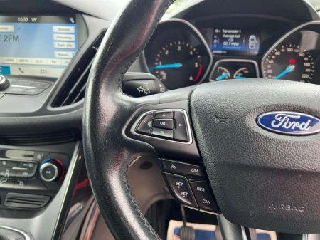 2017 Ford Kuga - photo 2