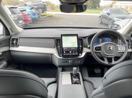2025 Volvo XC90 - photo 13