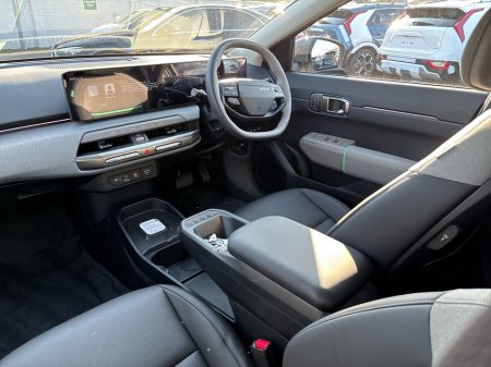2026 Kia EV4 - photo 3