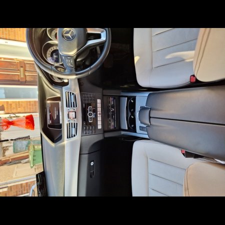 2014 Mercedes-Benz E Series 300 BLUETEC HYBRID AV AVANTGARDE 4DR A €14,000