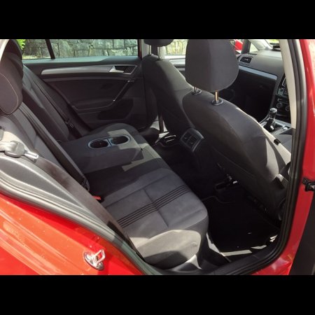 2017 Volkswagen Golf - thumbnail 2