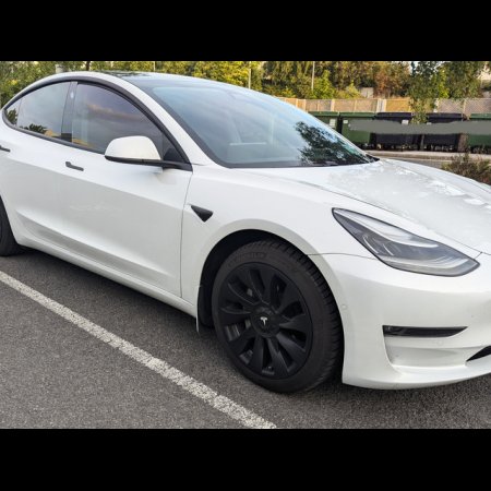 2020 Tesla Model 3 MSLRAWDBB1N 4DR AUTO €30,000 thumbnail