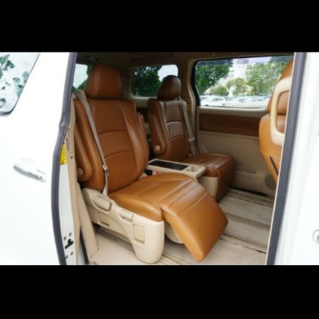 2014 Toyota Vellfire HYBRID 2.4X E-4WD 5DR AUTO €24,300