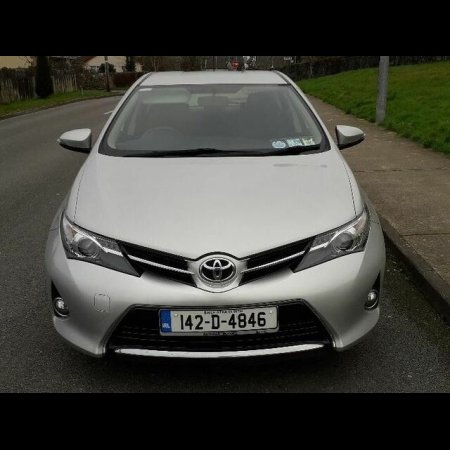 2014 Volkswagen Passat 1.4 D-4D AURA 4DR