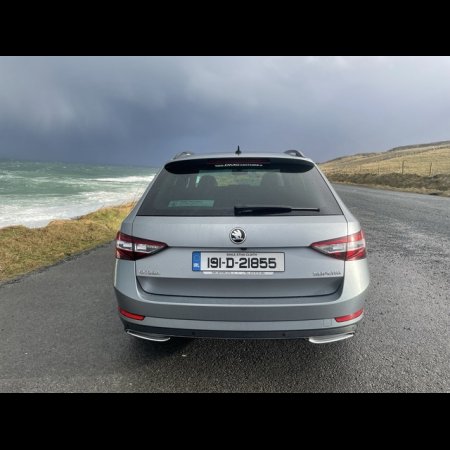 2019 Skoda Superb C SPORT 2.0 TDI 150HP DSG 4DR AUTO €33,950 thumbnail