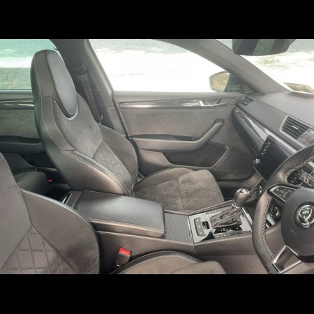 2019 Skoda Superb C SPORT 2.0 TDI 150HP DSG 4DR AUTO €33,950 thumbnail