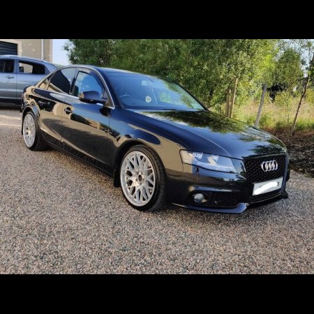 2010 Audi A4 2.0 TDI 120 4DR