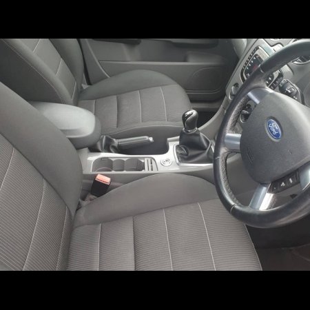 2011 Ford Focus - thumbnail 7