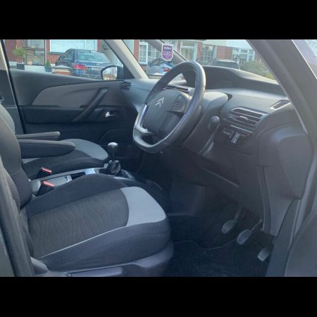 2015 Citroen Grand C4 Picasso 1.6 BLUE HDI 1 120 VTR+ 5DR €14,500 thumbnail