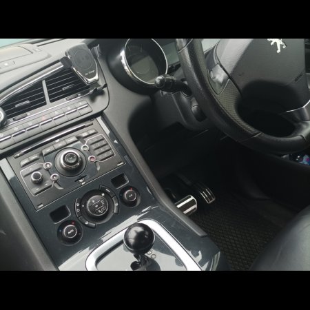 2011 Peugeot 5008 1.6 HDI EXCLUSIVE 112 HP 5 5DR AUTO €5,000 thumbnail