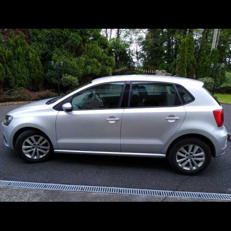 2017 Volkswagen Polo TRENDLINE 1.0 60HP MANUAL 5SPEED 5DR €11,000 thumbnail