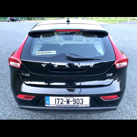 2017 Volvo V40 D2 MOMENTUM ED 5DR €18,995 thumbnail