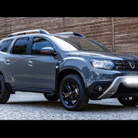 2022 Dacia Duster SE EXTREME TCE 9 90 5DR €22,500 thumbnail