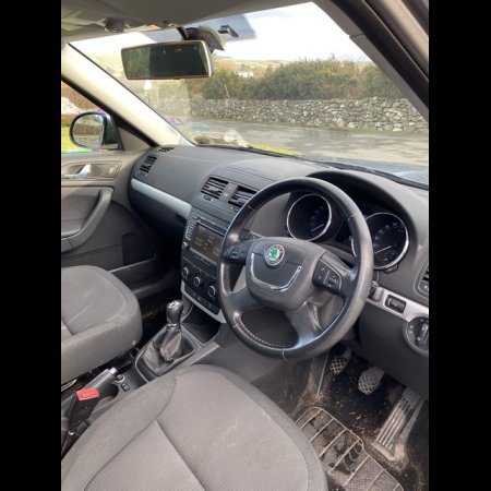 2013 Skoda Yeti URBAN 2.0 TDI 170HP 4X4 4DR €8,900 thumbnail