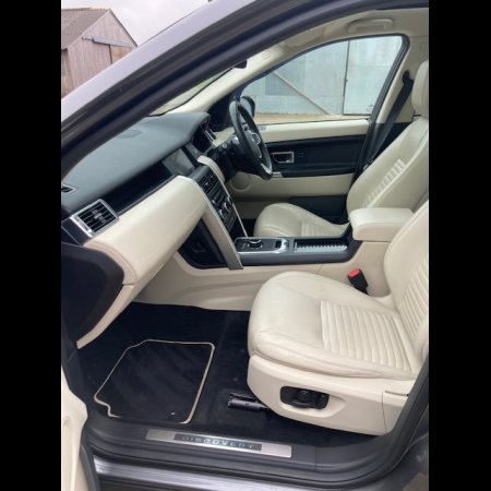 2017 Land Rover Discovery Sport 2.0 TD4 HSE LU LUXURY 180PS 7SEATS AUTO €32,950 thumbnail